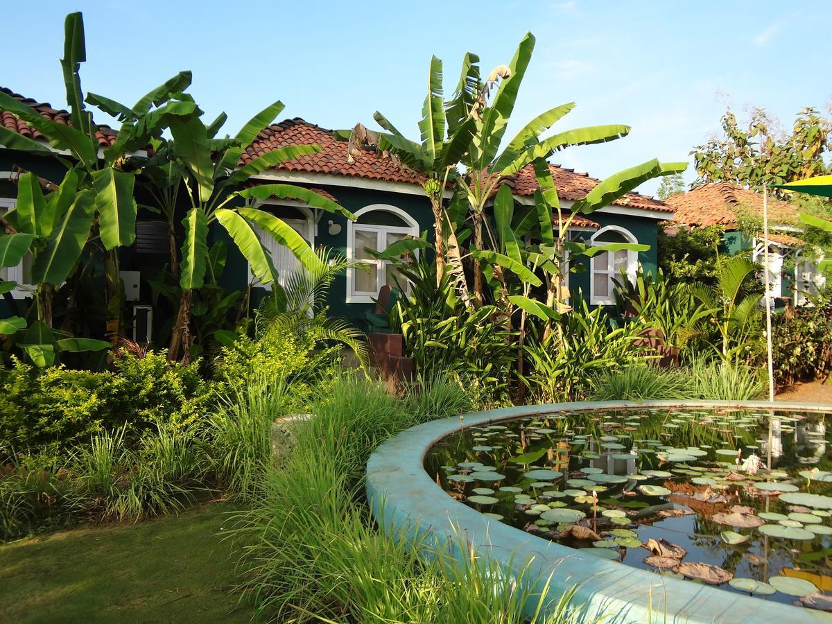 Aquatica Resorts & Spa Morjim Exterior foto